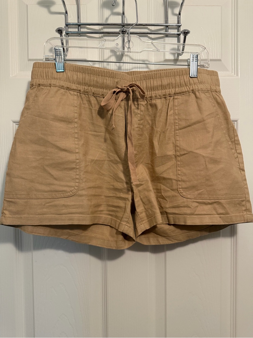 tentree Women's High Waist Drawstring Shorts - Tan